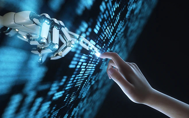 人工智能賦能新型工業(yè)化，國產(chǎn)軌交工控機發(fā)揮關(guān)鍵作用