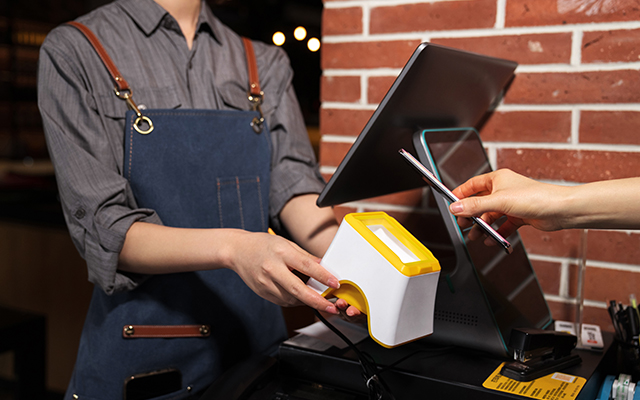 從數(shù)據(jù)驅(qū)動(dòng)到智能運(yùn)營(yíng)，國產(chǎn)一體機(jī)主板賦能智慧新零售發(fā)展